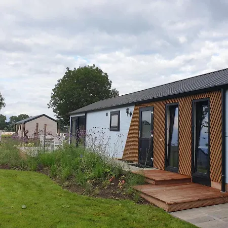 Europarcs Aan De Maas, Type Velthorst 4, Woning 166 Holiday park