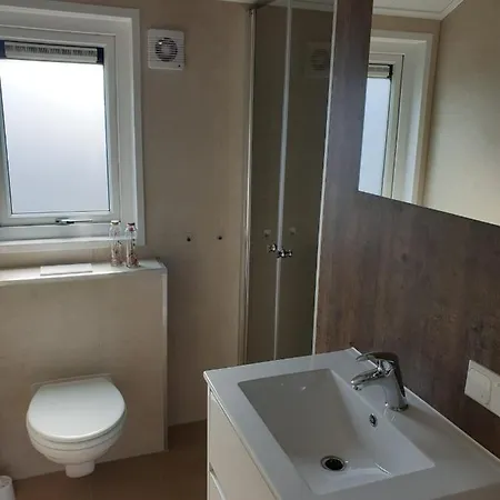 Holiday park Europarcs Aan De Maas, Type Velthorst 4, Woning 166 *